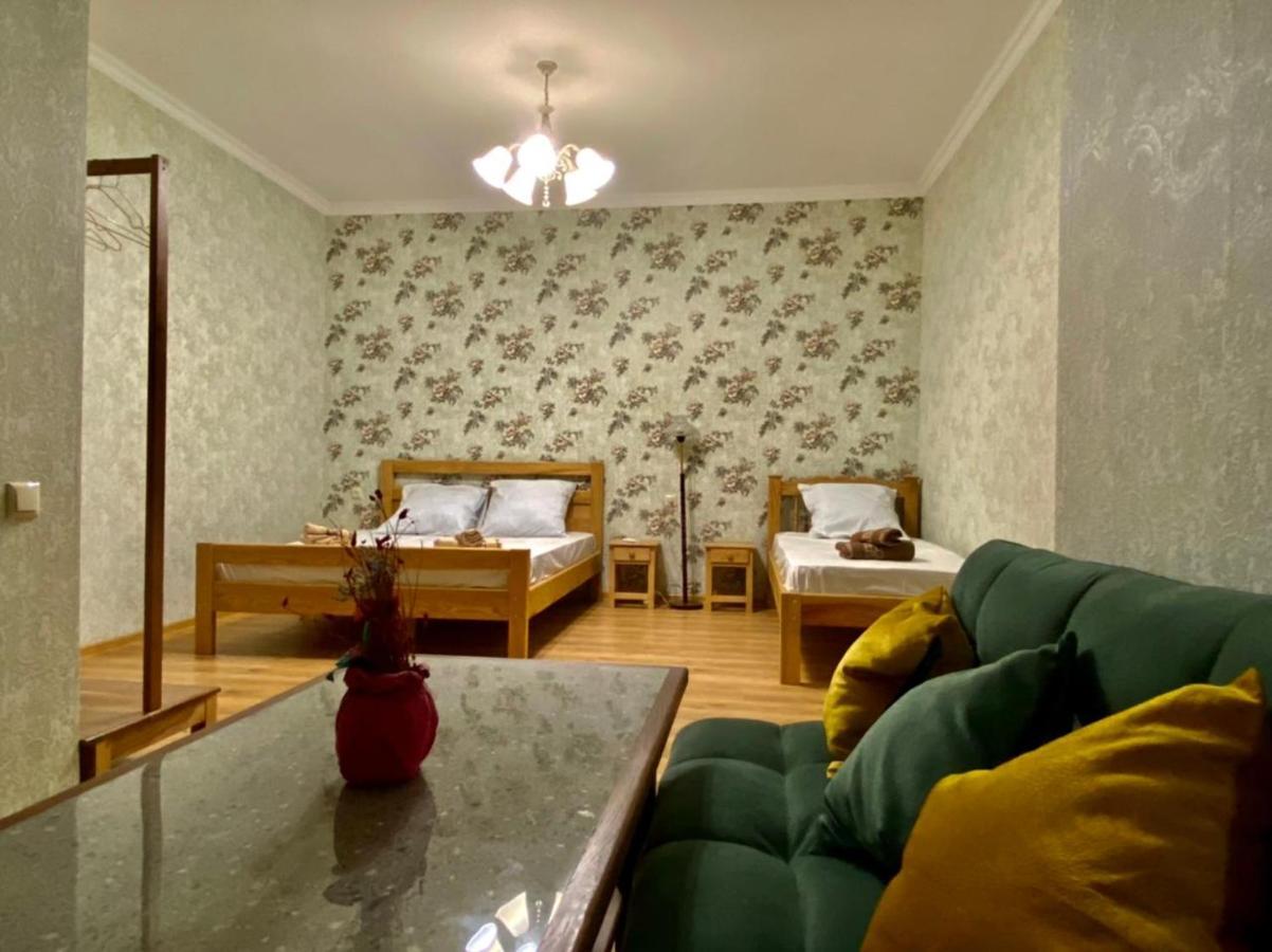Guest House - Avlabari Tbilissi Extérieur photo