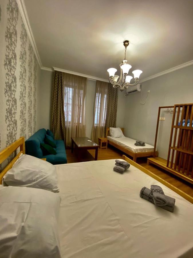 Guest House - Avlabari Tbilissi Extérieur photo