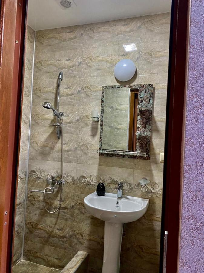 Guest House - Avlabari Tbilissi Extérieur photo