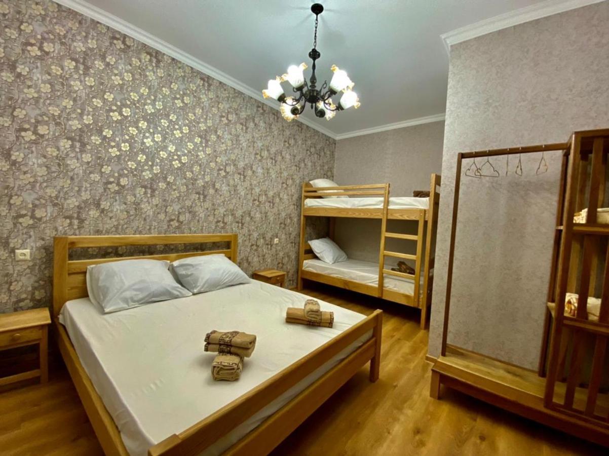 Guest House - Avlabari Tbilissi Extérieur photo