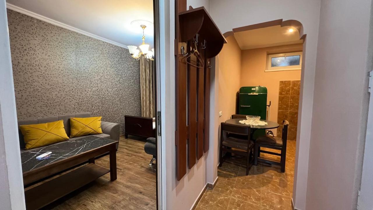 Guest House - Avlabari Tbilissi Extérieur photo