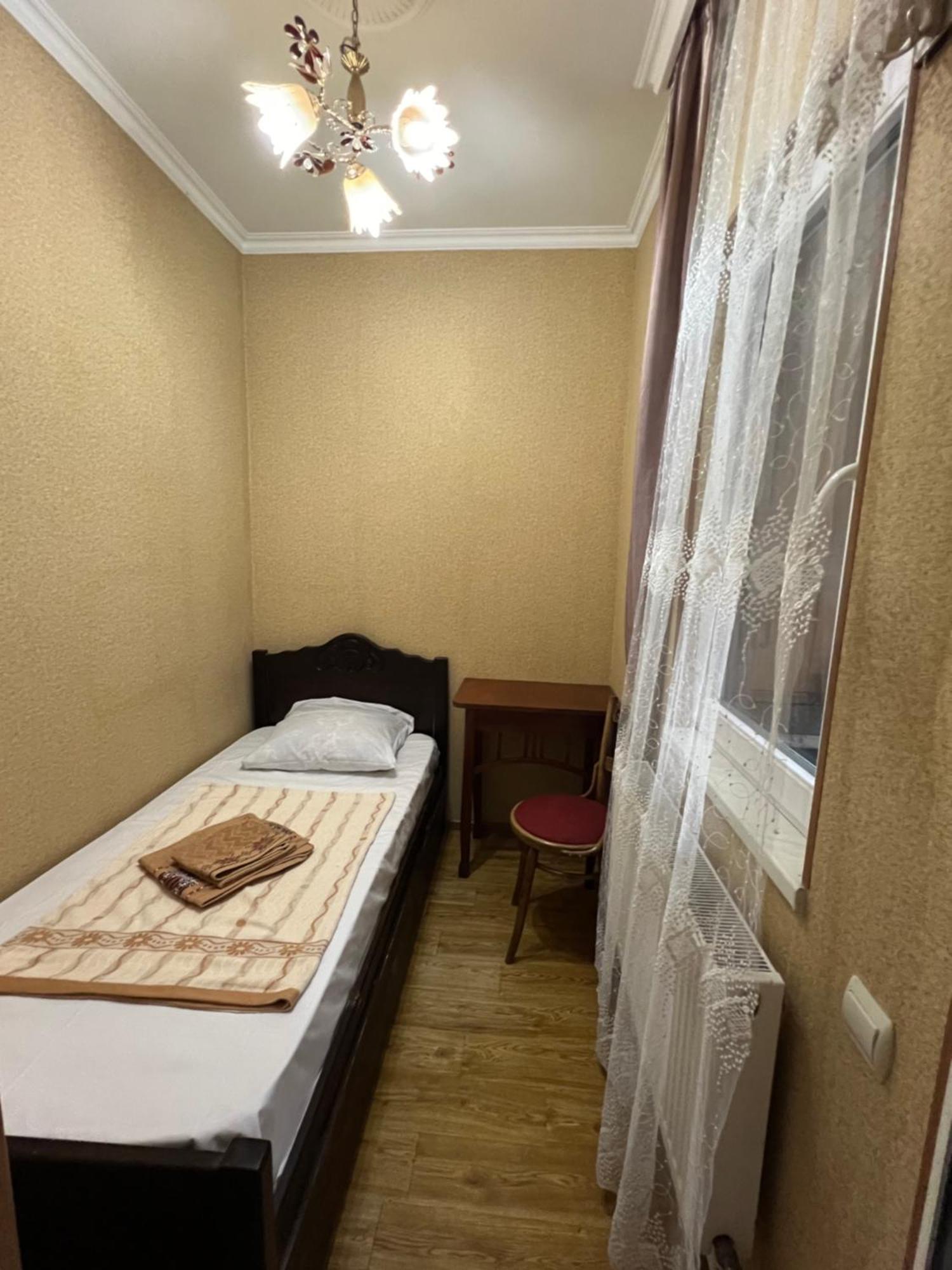 Guest House - Avlabari Tbilissi Extérieur photo